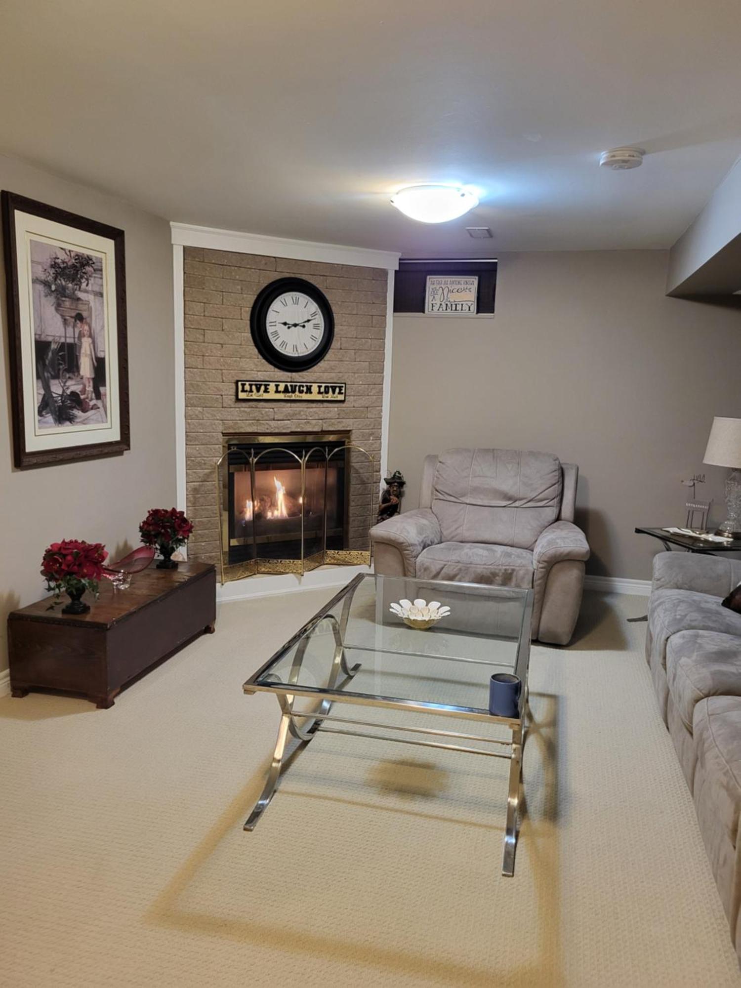 Cozy Suite With Hot Tub & Highspeed Internet Grimsby Buitenkant foto