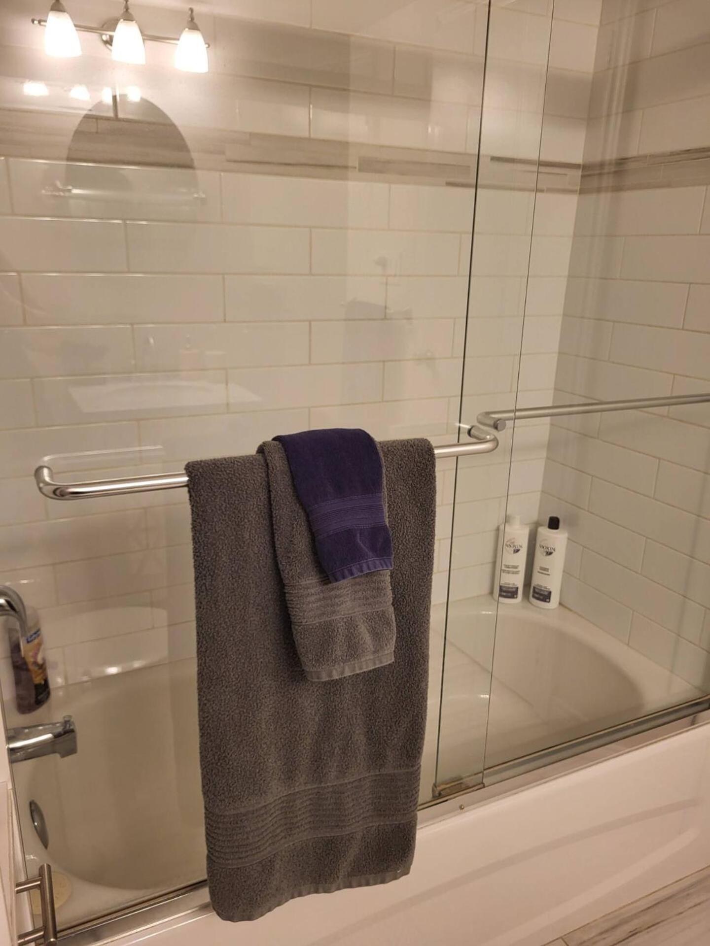 Cozy Suite With Hot Tub & Highspeed Internet Grimsby Buitenkant foto